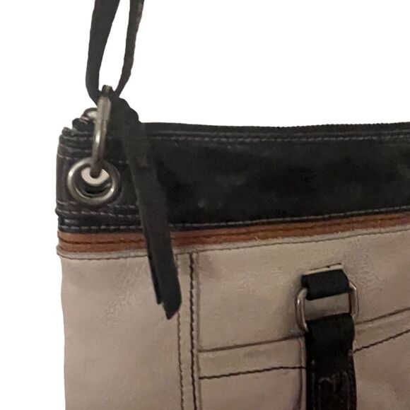 The Sak Kendra Cream Brown & Black Leather Crossbody Bag Shoulder Purse Top Zip - Picture 2 of 11